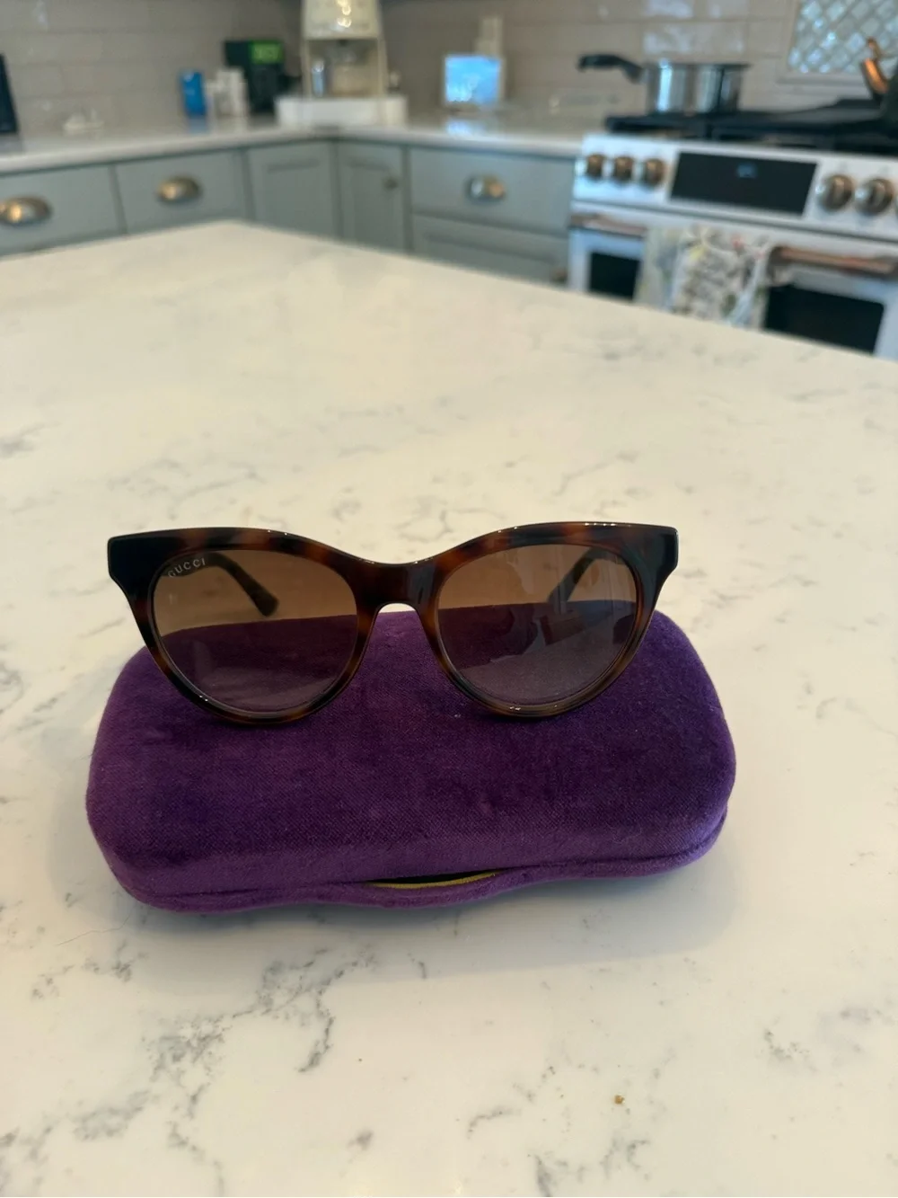 Gucci 53MM Cat-Eye Women's Sunglasses - Brown